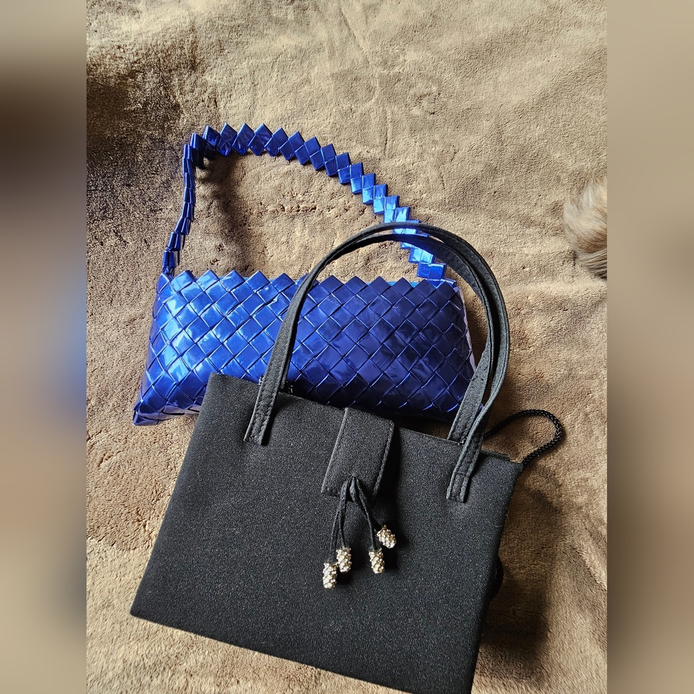 Elegant Black and Blue Women's Handbag Set